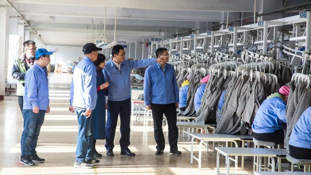 倒逼管理，十年磨劍，產(chǎn)出增加30%，節(jié)省用工近萬(wàn)人 | 孚日集團(tuán)蹚出高質(zhì)量發(fā)展之路